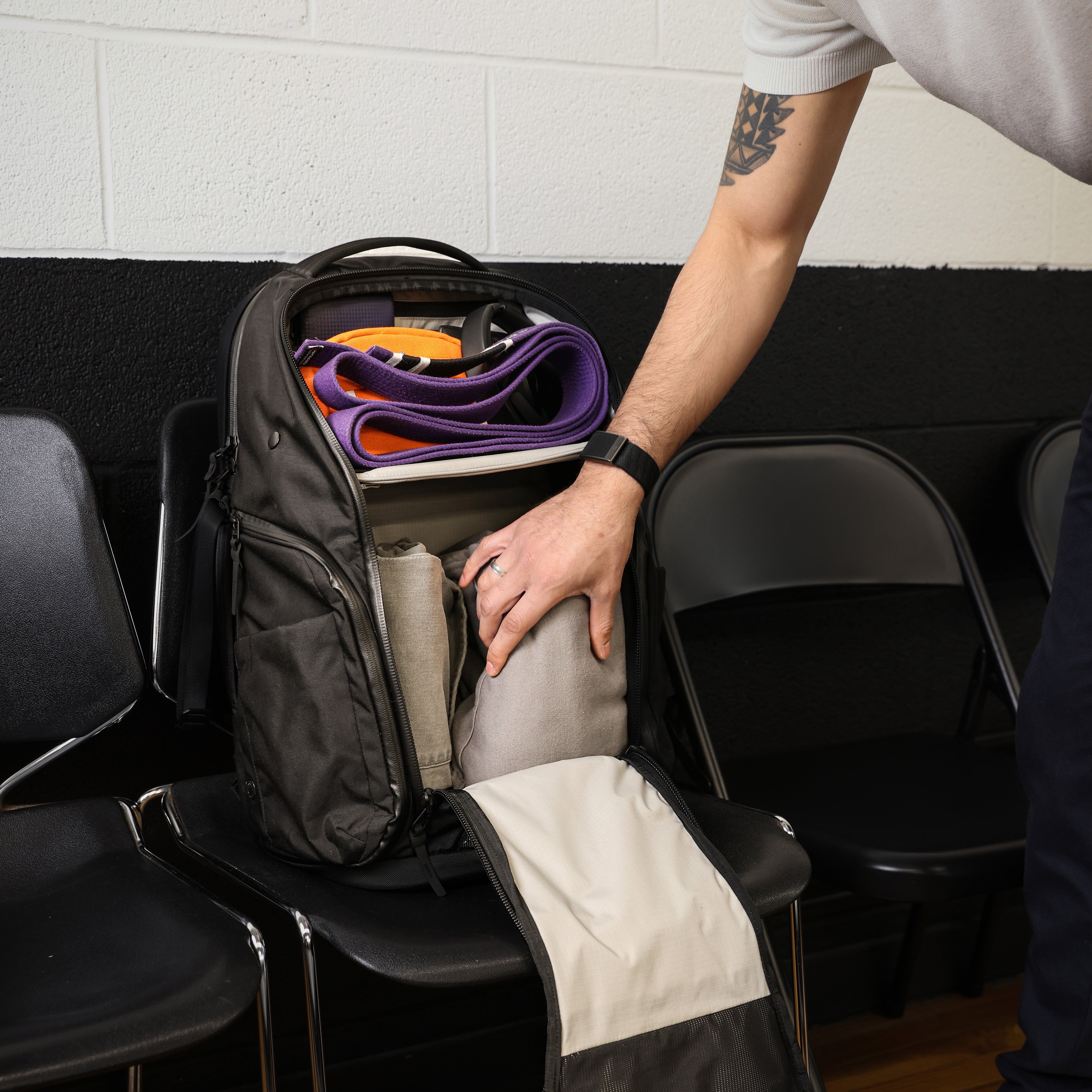 DVRGE 500D 36L Backpack